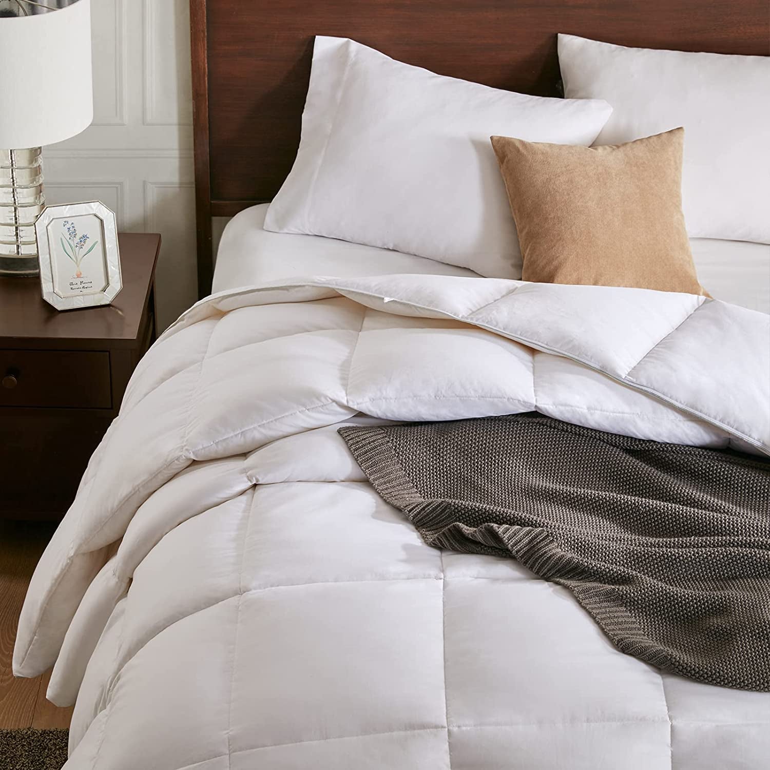Heavyweight down Feather Fibers Comforter California King Size - Ultra-Soft Luxury High Fill-Power Hotel-Style Thicker Winter Duvet Insert for Colder Weather/Sleeper (104X96, White)
